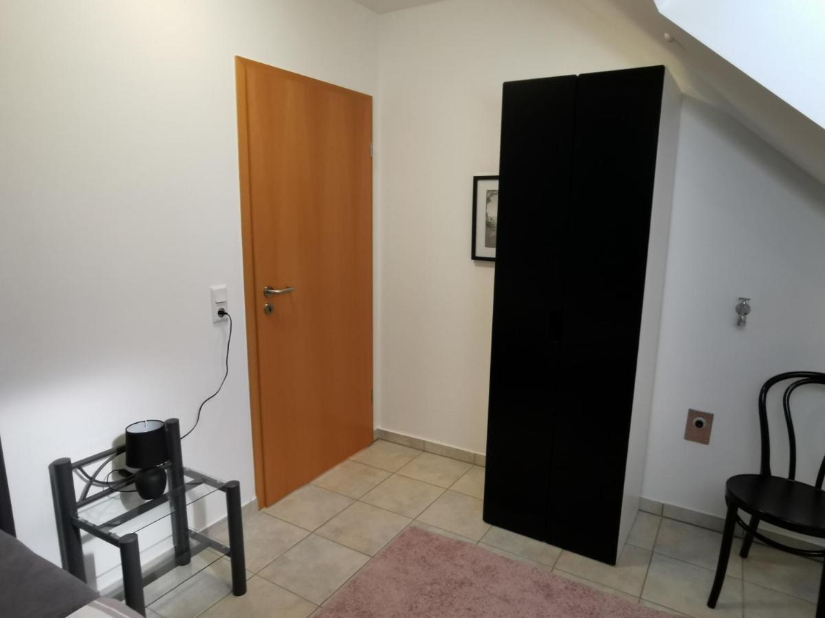 Ferienwohnung Falkenhof Ліндлар Екстер'єр фото