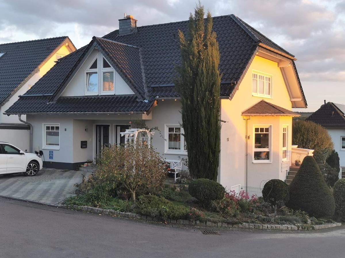 Ferienwohnung Falkenhof Ліндлар Екстер'єр фото